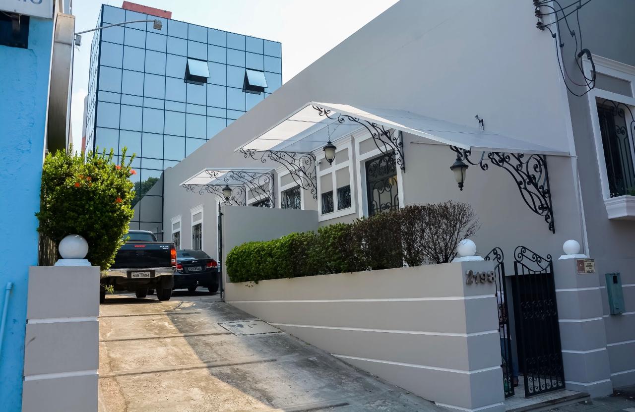 Fachada externa da Cimédica